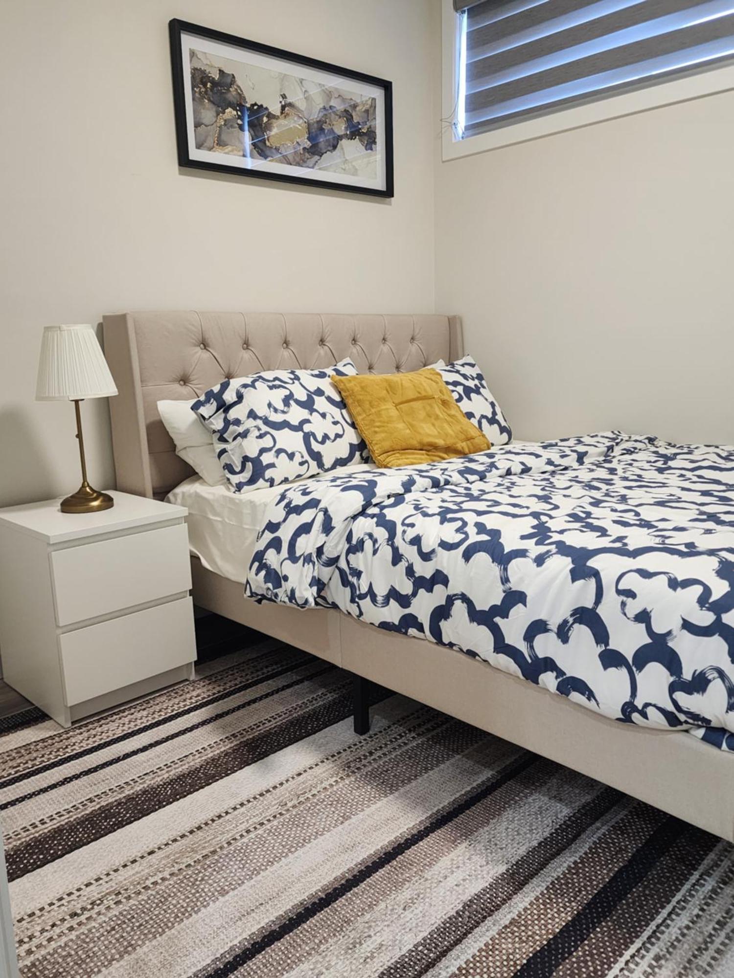 شقة Trendy 2-Bed Oasis Awaits! YYC المظهر الخارجي الصورة
